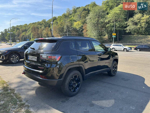 Джип Compass 2023 у Києві на Automoto.ua Чорний Джип Compass, об'ємом двигуна 2 л та пробігом 6 тис. км за 21800 $, фото 5 на Automoto.ua