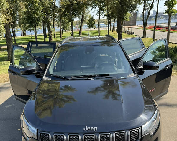 Джип Compass 2023 у Києві на Automoto.ua Чорний Джип Compass, об'ємом двигуна 2 л та пробігом 6 тис. км за 21800 $, фото 11 на Automoto.ua