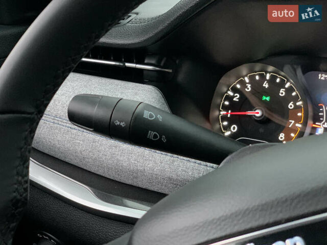 Чорний Джип Compass, об'ємом двигуна 2 л та пробігом 47 тис. км за 22855 $, фото 46 на Automoto.ua