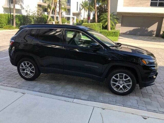 Черный Джип Компас, объемом двигателя 2 л и пробегом 12 тыс. км за 6500 $, фото 5 на Automoto.ua