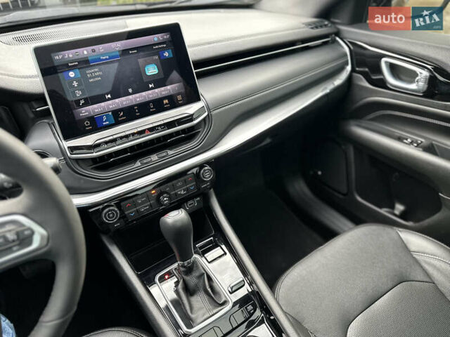 Черный Джип Компас, объемом двигателя 2 л и пробегом 22 тыс. км за 23999 $, фото 13 на Automoto.ua