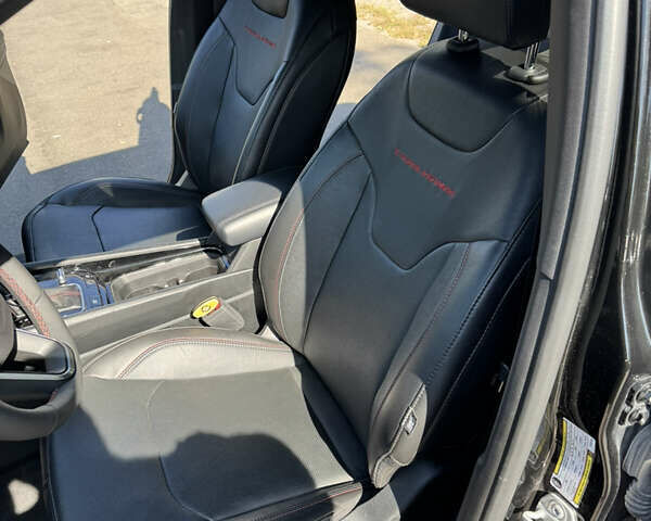 Джип Compass 2023 у Києві на Automoto.ua Чорний Джип Compass, об'ємом двигуна 2 л та пробігом 6 тис. км за 21800 $, фото 30 на Automoto.ua