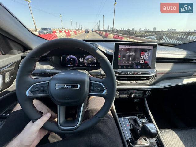 Джип Compass 2023 у Києві на Automoto.ua Чорний Джип Compass, об'ємом двигуна 2 л та пробігом 6 тис. км за 21800 $, фото 40 на Automoto.ua