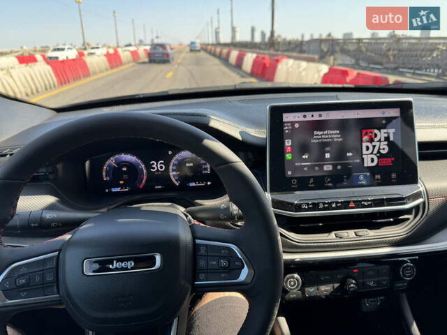 Джип Compass 2023 у Києві на Automoto.ua Чорний Джип Compass, об'ємом двигуна 2 л та пробігом 6 тис. км за 21800 $, фото 39 на Automoto.ua