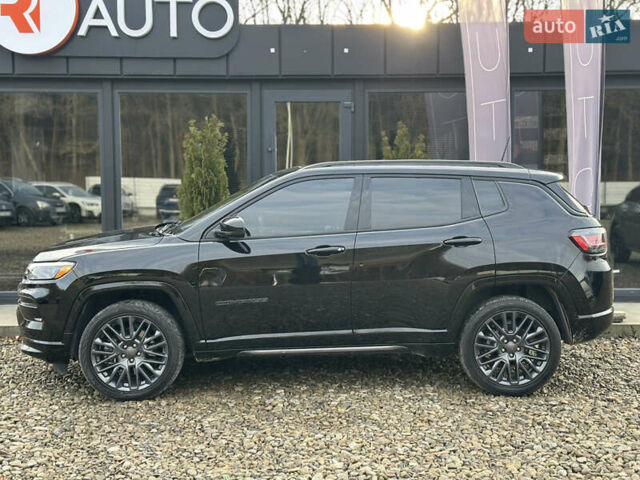 Черный Джип Компас, объемом двигателя 2 л и пробегом 22 тыс. км за 23999 $, фото 1 на Automoto.ua