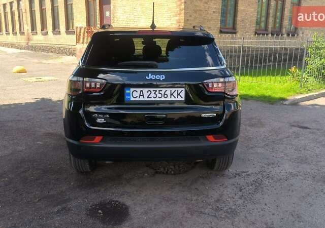 Черный Джип Компас, объемом двигателя 2 л и пробегом 4 тыс. км за 22500 $, фото 3 на Automoto.ua