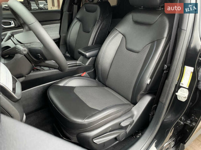 Чорний Джип Compass, об'ємом двигуна 2 л та пробігом 47 тис. км за 22855 $, фото 25 на Automoto.ua