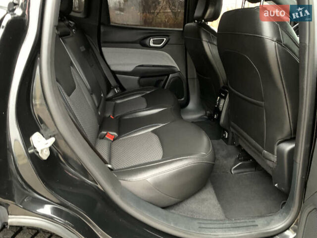 Чорний Джип Compass, об'ємом двигуна 2 л та пробігом 47 тис. км за 22855 $, фото 30 на Automoto.ua