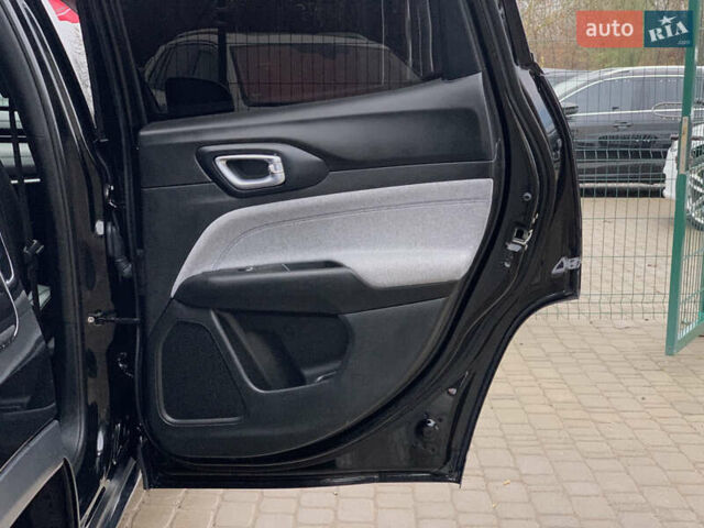 Чорний Джип Compass, об'ємом двигуна 2 л та пробігом 47 тис. км за 22855 $, фото 29 на Automoto.ua