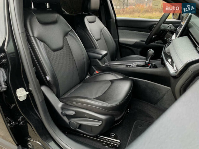 Чорний Джип Compass, об'ємом двигуна 2 л та пробігом 47 тис. км за 22855 $, фото 34 на Automoto.ua