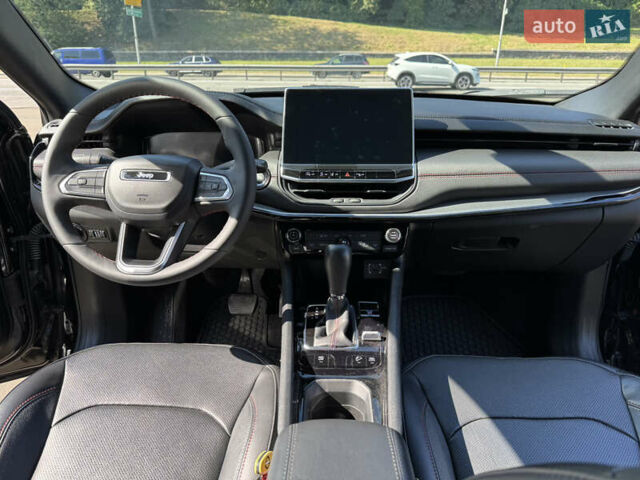 Джип Compass 2023 у Києві на Automoto.ua Чорний Джип Compass, об'ємом двигуна 2 л та пробігом 6 тис. км за 21800 $, фото 23 на Automoto.ua