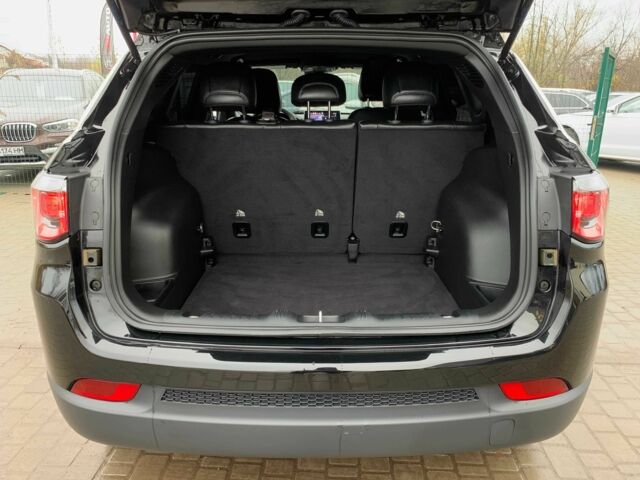 Чорний Джип Compass, об'ємом двигуна 2 л та пробігом 48 тис. км за 22855 $, фото 14 на Automoto.ua