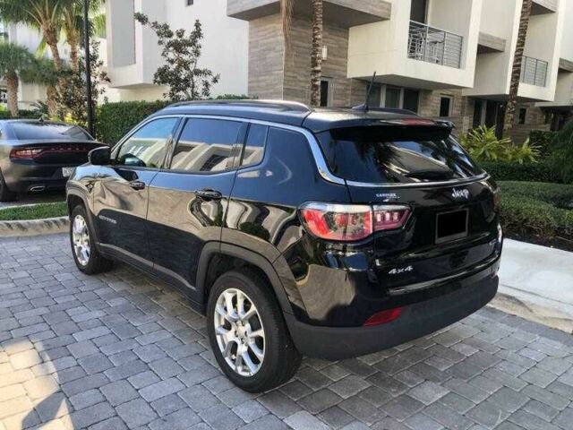 Чорний Джип Compass, об'ємом двигуна 2 л та пробігом 9 тис. км за 6500 $, фото 2 на Automoto.ua
