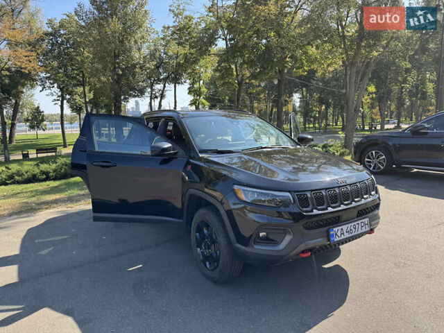 Джип Compass 2023 у Києві на Automoto.ua Чорний Джип Compass, об'ємом двигуна 2 л та пробігом 6 тис. км за 21800 $, фото 10 на Automoto.ua