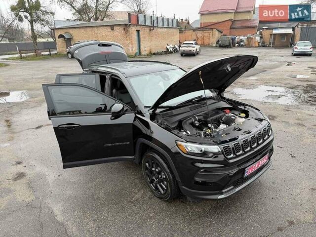 Черный Джип Компас, объемом двигателя 2 л и пробегом 30 тыс. км за 21500 $, фото 33 на Automoto.ua