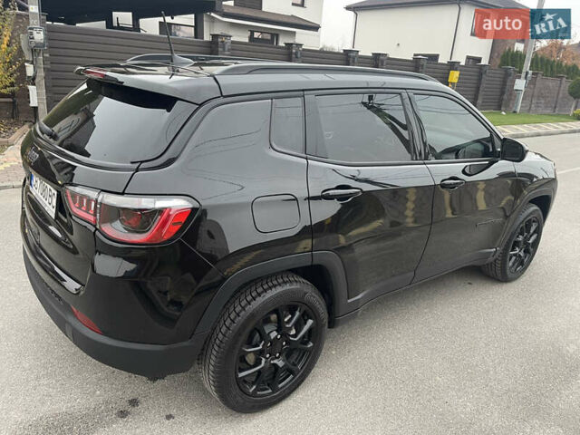 Черный Джип Компас, объемом двигателя 2 л и пробегом 18 тыс. км за 22900 $, фото 4 на Automoto.ua