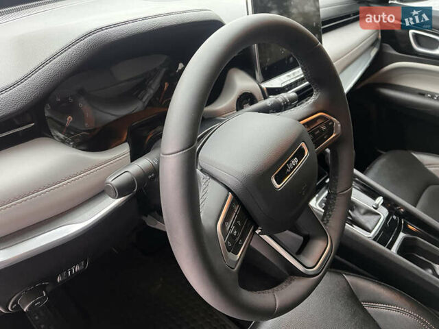 Черный Джип Компас, объемом двигателя 2 л и пробегом 21 тыс. км за 24200 $, фото 24 на Automoto.ua