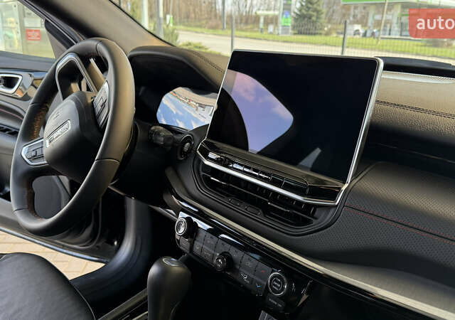 Черный Джип Компас, объемом двигателя 2 л и пробегом 17 тыс. км за 25000 $, фото 5 на Automoto.ua