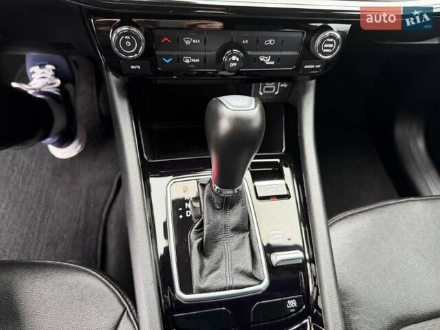 Черный Джип Компас, объемом двигателя 2 л и пробегом 30 тыс. км за 21500 $, фото 44 на Automoto.ua