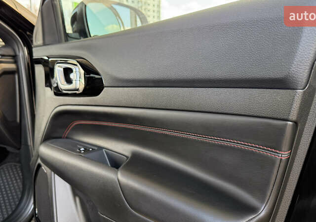 Черный Джип Компас, объемом двигателя 2 л и пробегом 17 тыс. км за 25000 $, фото 10 на Automoto.ua