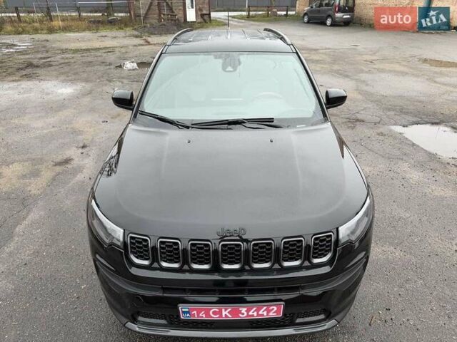 Черный Джип Компас, объемом двигателя 2 л и пробегом 30 тыс. км за 21500 $, фото 16 на Automoto.ua