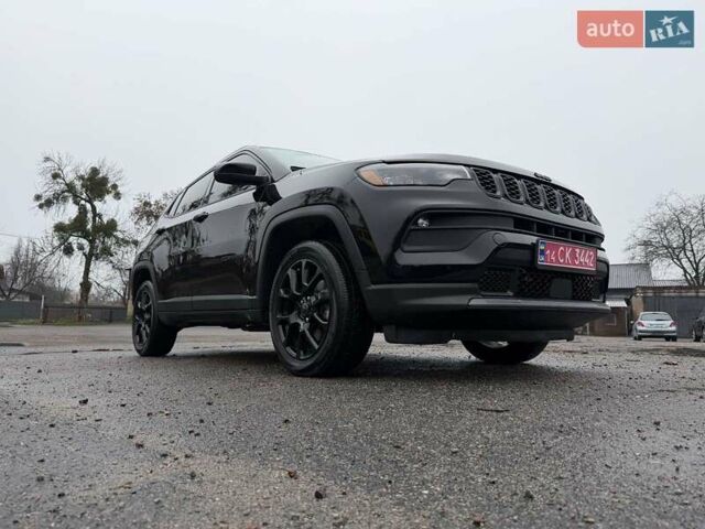 Черный Джип Компас, объемом двигателя 2 л и пробегом 30 тыс. км за 21500 $, фото 42 на Automoto.ua