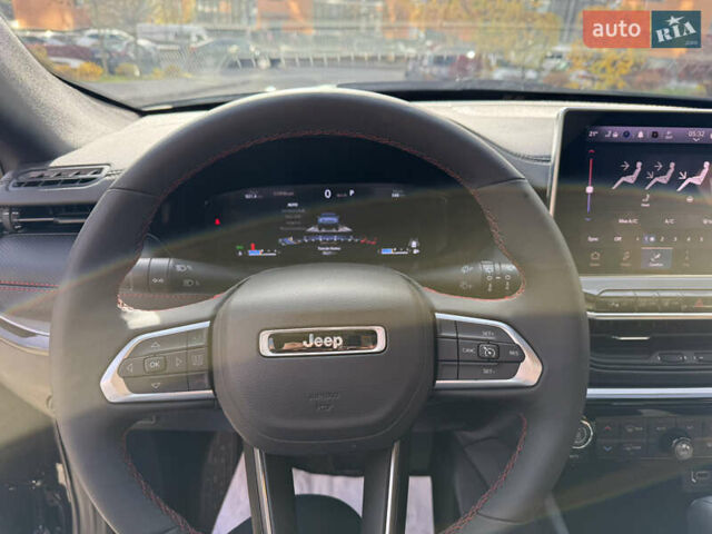 Чорний Джип Compass, об'ємом двигуна 2 л та пробігом 6 тис. км за 25500 $, фото 13 на Automoto.ua