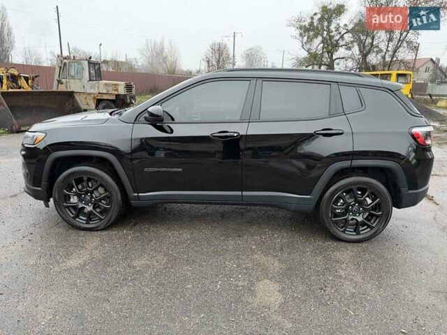 Черный Джип Компас, объемом двигателя 2 л и пробегом 30 тыс. км за 21500 $, фото 12 на Automoto.ua