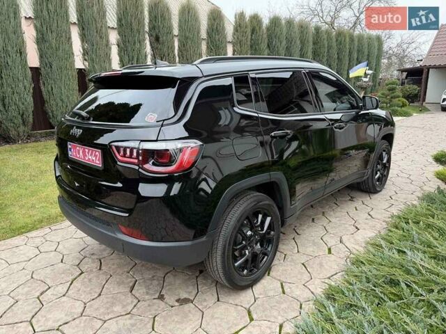 Чорний Джип Compass, об'ємом двигуна 2 л та пробігом 30 тис. км за 20900 $, фото 2 на Automoto.ua