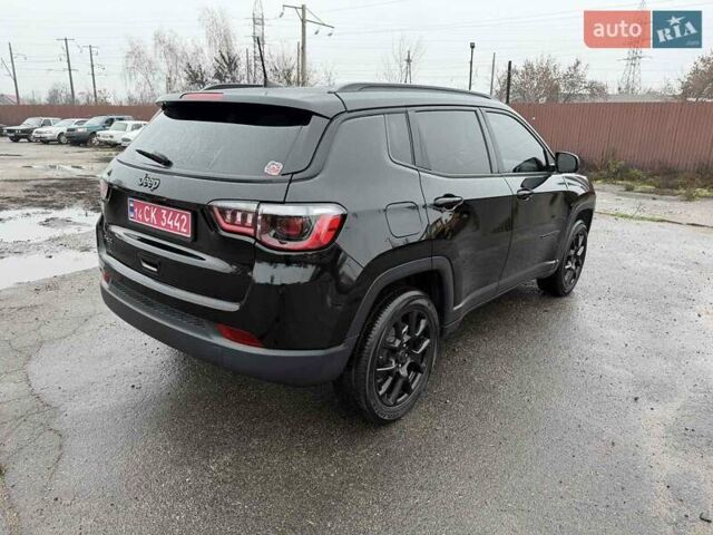 Черный Джип Компас, объемом двигателя 2 л и пробегом 30 тыс. км за 21500 $, фото 31 на Automoto.ua