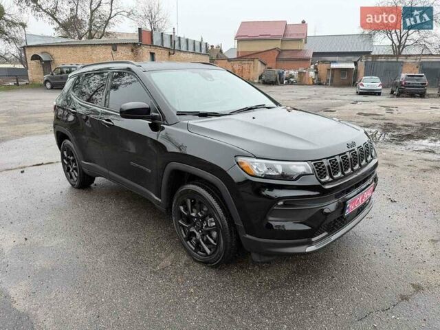 Черный Джип Компас, объемом двигателя 2 л и пробегом 30 тыс. км за 21500 $, фото 41 на Automoto.ua