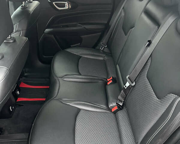 Черный Джип Компас, объемом двигателя 2 л и пробегом 18 тыс. км за 22900 $, фото 18 на Automoto.ua