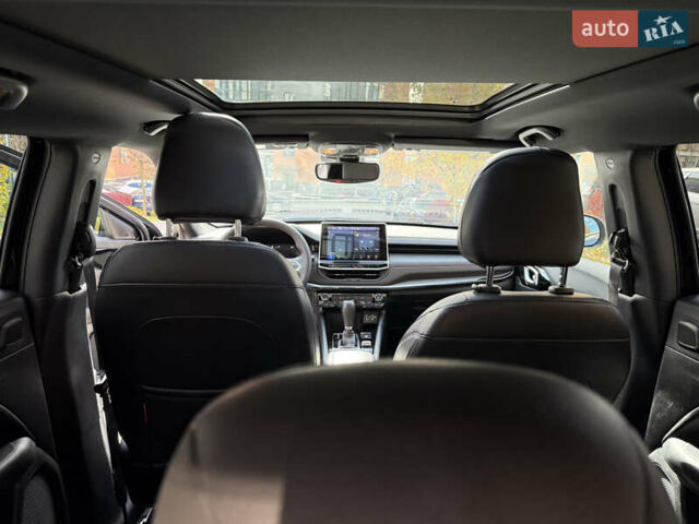Чорний Джип Compass, об'ємом двигуна 2 л та пробігом 6 тис. км за 25500 $, фото 21 на Automoto.ua