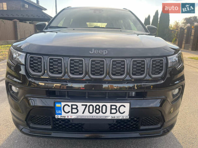 Черный Джип Компас, объемом двигателя 2 л и пробегом 18 тыс. км за 22900 $, фото 9 на Automoto.ua