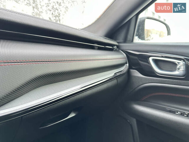 Черный Джип Компас, объемом двигателя 2 л и пробегом 17 тыс. км за 25000 $, фото 32 на Automoto.ua