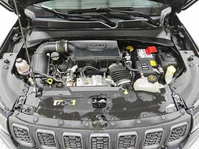 Черный Джип Компас, объемом двигателя 2 л и пробегом 34 тыс. км за 7000 $, фото 11 на Automoto.ua