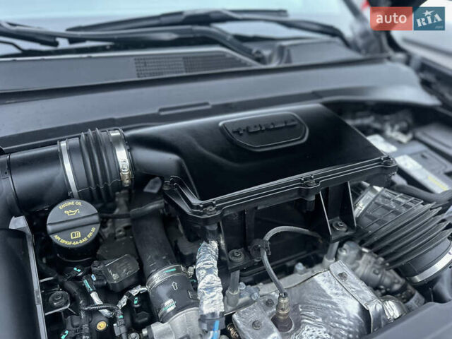 Черный Джип Компас, объемом двигателя 2 л и пробегом 9 тыс. км за 19900 $, фото 48 на Automoto.ua