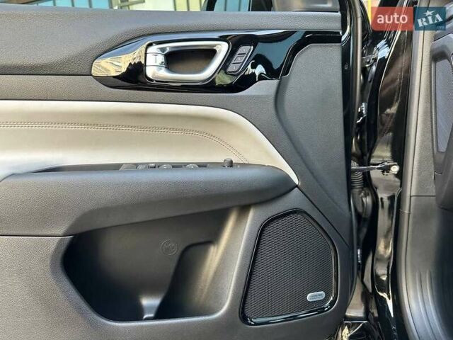 Чорний Джип Compass, об'ємом двигуна 2 л та пробігом 5 тис. км за 25500 $, фото 31 на Automoto.ua