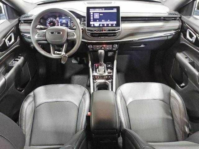 Черный Джип Компас, объемом двигателя 2 л и пробегом 34 тыс. км за 7000 $, фото 9 на Automoto.ua