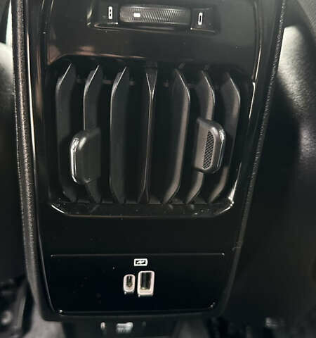 Чорний Джип Compass, об'ємом двигуна 2 л та пробігом 1 тис. км за 25300 $, фото 32 на Automoto.ua