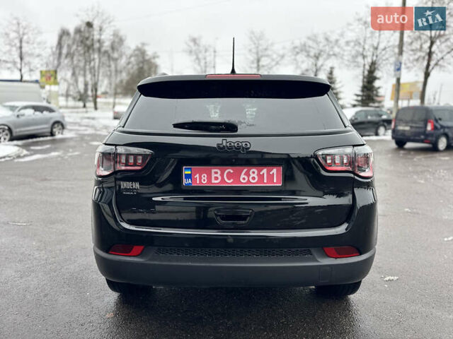 Черный Джип Компас, объемом двигателя 2 л и пробегом 9 тыс. км за 19900 $, фото 8 на Automoto.ua