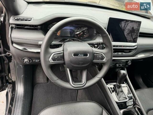 Черный Джип Компас, объемом двигателя 2 л и пробегом 30 тыс. км за 21500 $, фото 30 на Automoto.ua
