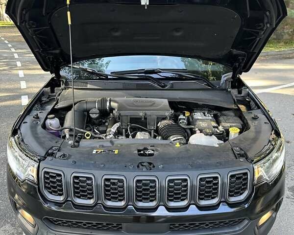 Черный Джип Компас, объемом двигателя 2 л и пробегом 10 тыс. км за 25999 $, фото 37 на Automoto.ua