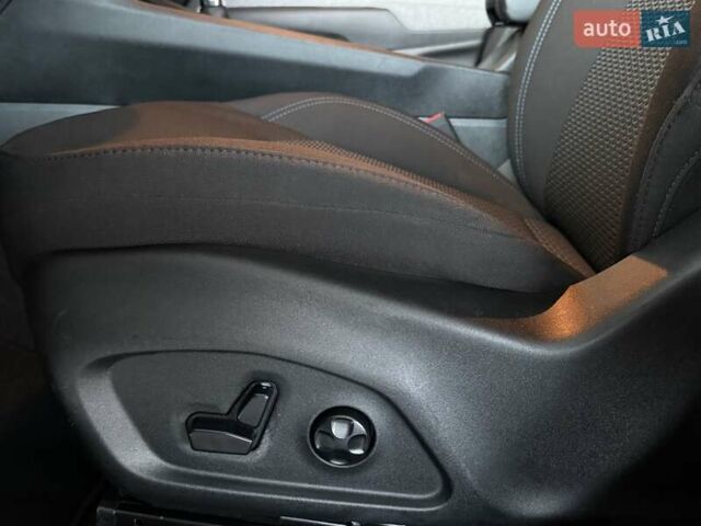 Черный Джип Компас, объемом двигателя 2 л и пробегом 16 тыс. км за 22300 $, фото 38 на Automoto.ua