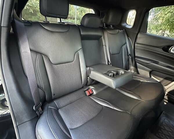 Черный Джип Компас, объемом двигателя 2 л и пробегом 10 тыс. км за 25999 $, фото 25 на Automoto.ua