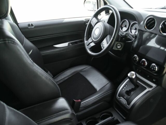 Коричневый Джип Компас, объемом двигателя 2.4 л и пробегом 163 тыс. км за 10300 $, фото 6 на Automoto.ua