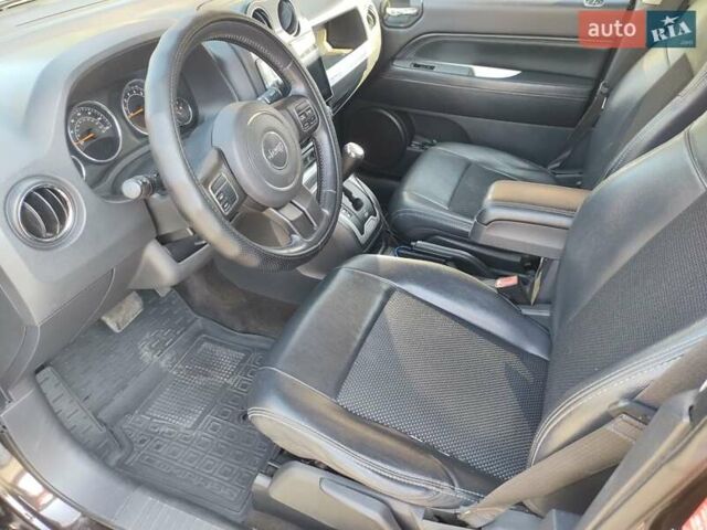 Коричневий Джип Compass, об'ємом двигуна 2.36 л та пробігом 183 тис. км за 10500 $, фото 8 на Automoto.ua