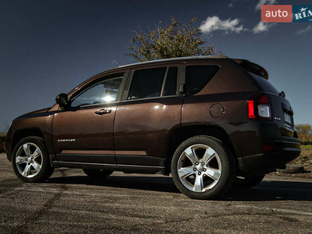 Коричневый Джип Компас, объемом двигателя 2.36 л и пробегом 163 тыс. км за 10300 $, фото 1 на Automoto.ua