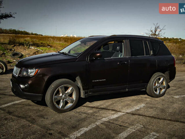 Коричневый Джип Компас, объемом двигателя 2.36 л и пробегом 163 тыс. км за 10300 $, фото 3 на Automoto.ua
