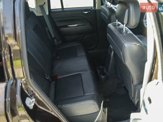 Коричневый Джип Компас, объемом двигателя 2.36 л и пробегом 163 тыс. км за 10300 $, фото 9 на Automoto.ua